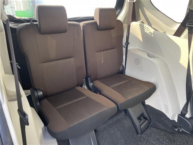 シエンタ G 衝突軽減 社外ナビ(CN-RE05WD) 全周囲カメラ 両側パワースライドドア LDA オートハイビーム LEDオートライト ステアリングリモコン フルセグTV アイドリングストップ ETC2.0(16枚目)