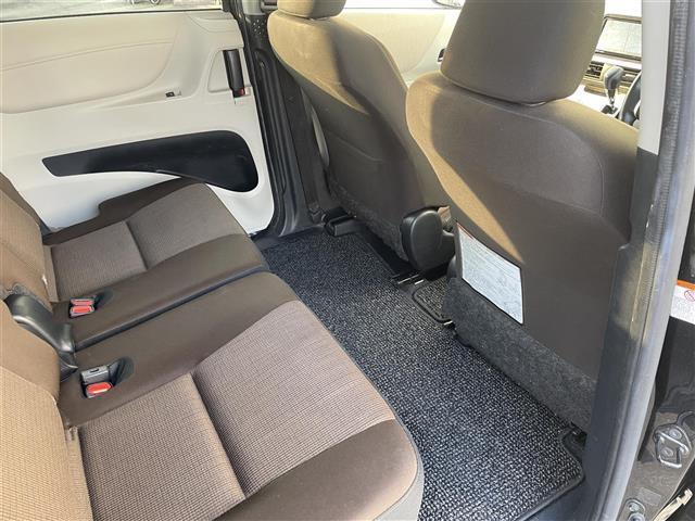 シエンタ G 衝突軽減 社外ナビ(CN-RE05WD) 全周囲カメラ 両側パワースライドドア LDA オートハイビーム LEDオートライト ステアリングリモコン フルセグTV アイドリングストップ ETC2.0(30枚目)