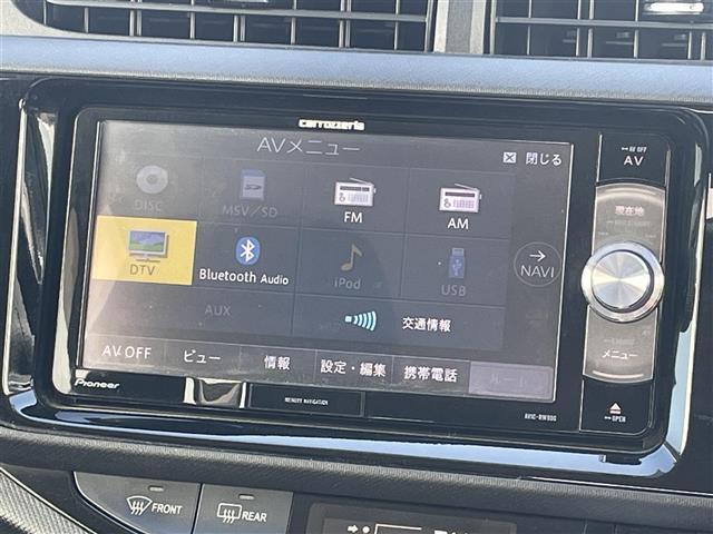 アクア S 社外ナビ(AVIC-RW900) バックカメラ キーレスキー ETC 社外アルミ フルセグTV CD/DVD再生 Bluetooth オートエアコン ヘッドライトレベライザー 電格ミラー ドアバイザー(6枚目)