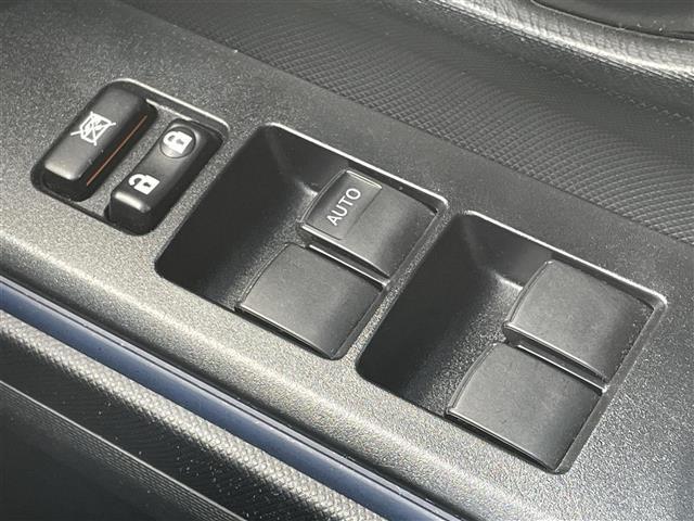 アクア S 社外ナビ(AVIC-RW900) バックカメラ キーレスキー ETC 社外アルミ フルセグTV CD/DVD再生 Bluetooth オートエアコン ヘッドライトレベライザー 電格ミラー ドアバイザー(24枚目)