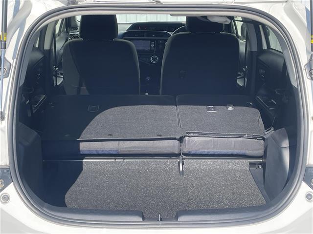 アクア S 社外ナビ(AVIC-RW900) バックカメラ キーレスキー ETC 社外アルミ フルセグTV CD/DVD再生 Bluetooth オートエアコン ヘッドライトレベライザー 電格ミラー ドアバイザー(28枚目)