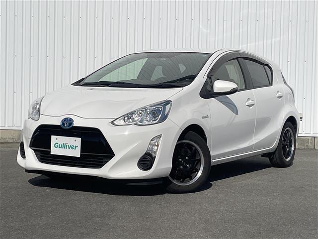 アクア S 社外ナビ(AVIC-RW900) バックカメラ キーレスキー ETC 社外アルミ フルセグTV CD/DVD再生 Bluetooth オートエアコン ヘッドライトレベライザー 電格ミラー ドアバイザー(33枚目)