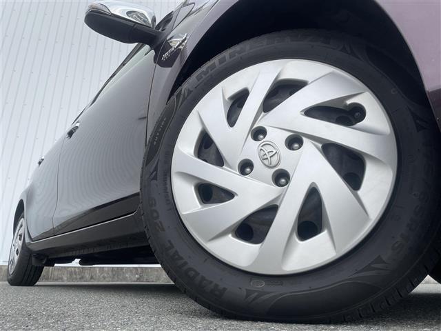 アクア Ｓ　社外ナビ（ＣＮ－ＲＳ０２ＷＤ）　バックカメラ　前席シートヒーター　ステアリングリモコン　オートライト　スマートキー　プッシュスタート　ビルトインＥＴＣ　フルセグＴＶ　ＣＤ／ＤＶＤ再生　ブルートゥース（17枚目）