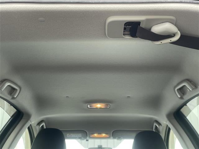 アクア Ｓ　社外ナビ（ＣＮ－ＲＳ０２ＷＤ）　バックカメラ　前席シートヒーター　ステアリングリモコン　オートライト　スマートキー　プッシュスタート　ビルトインＥＴＣ　フルセグＴＶ　ＣＤ／ＤＶＤ再生　ブルートゥース（27枚目）