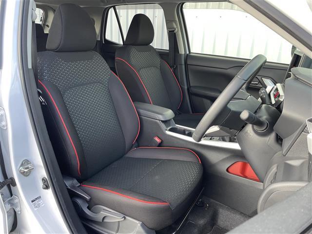 ライズ Ｚ　スマートアシスト　ＢＳＭ　クリアランスソナー　前席シートヒーター　レーダークルーズコントロール　ＬＥＤオートライト　オートハイビーム　フォグランプ　電動パーキング　ブレーキホールド　純正１７アルミ（14枚目）