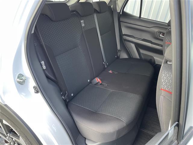 ライズ Ｚ　スマートアシスト　ＢＳＭ　クリアランスソナー　前席シートヒーター　レーダークルーズコントロール　ＬＥＤオートライト　オートハイビーム　フォグランプ　電動パーキング　ブレーキホールド　純正１７アルミ（15枚目）