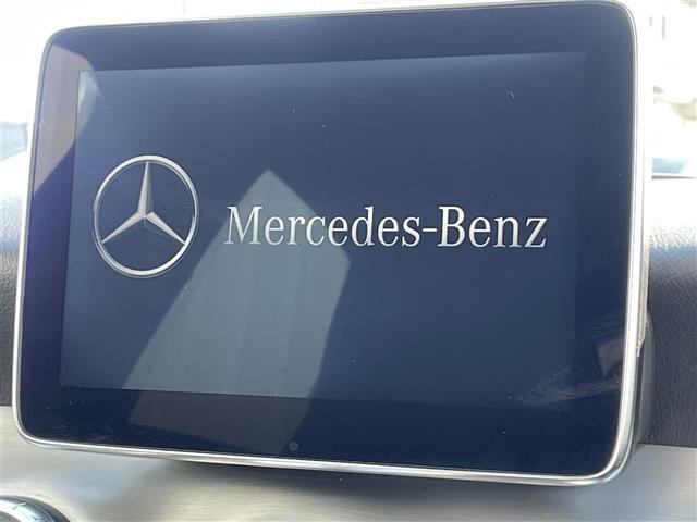 ＣＬＡクラス ＣＬＡ１８０　ＡＭＧライン　純正ナビ　ハーフレザー　Ｂカメラ　ＡＭＧ１８ＡＷ　パドルシフト　Ｄ席パワーシート　Ｄ／Ｎ席シートヒーター　アイドリングストップ　レーンアシスト　ブラインドスポットアシスト　衝突防止アシスト　ＥＴＣ（4枚目）