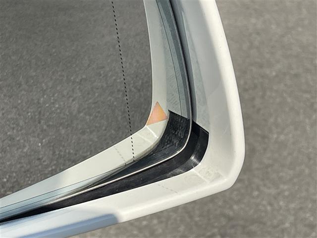 ＣＬＡクラス ＣＬＡ１８０　ＡＭＧライン　純正ナビ　ハーフレザー　Ｂカメラ　ＡＭＧ１８ＡＷ　パドルシフト　Ｄ席パワーシート　Ｄ／Ｎ席シートヒーター　アイドリングストップ　レーンアシスト　ブラインドスポットアシスト　衝突防止アシスト　ＥＴＣ（6枚目）