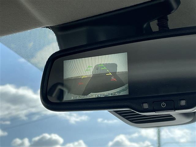 �y�o�b�N���j�^�[�z���̃J�����̉f�������j�^�[�ɉf���o�����Ƃ��ł��܂��I����̌����Ȃ����p��A��Q���Ƃ̋���������������m�F���邱�Ƃ��ł��܂��I���Ԃ����ȕ��ɂ������߂ł��B