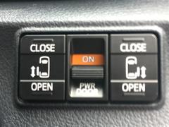 ◆両側電動スライドア◆ボタン操作や、運転席の操作で簡単に開け閉めできる便利な機能です♪ご年配やお子様でも楽々乗り降りができます＾＾ 6