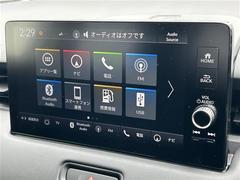 【Ｈｏｎｄａ　ＣＯＮＮＥＣＴディスプレー】スマホを接続すれば「Ａｐｐｌｅ　ＣａｒＰｌａｙ」または「Ａｎｄｒｏｉｄ　Ａｕｔｏ」から、アプリのナビや電話・メッセージ・音楽などが利用できます！ 4