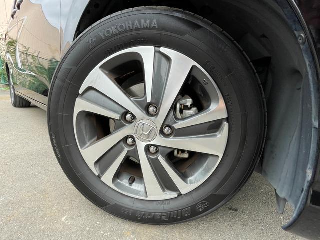 フリード+ G・ホンダセンシング 純正Gathersナビ バックカメラ ETC アダプティブクルーズコントロール スマートキー スペアキー 前後ドライブレコーダー 純正フロアマット ハーフレザーシート シートヒーター 両パワ(17枚目)