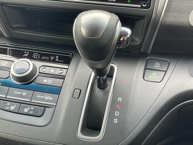 フリード+ G・ホンダセンシング 純正Gathersナビ バックカメラ ETC アダプティブクルーズコントロール スマートキー スペアキー 前後ドライブレコーダー 純正フロアマット ハーフレザーシート シートヒーター 両パワ(35枚目)