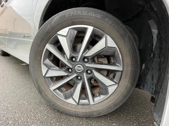 セレナ e-パワー ハイウェイスターV TV Bluetooth 両側電動スライドドア アラウンドビューモニター エマージェンシーブレーキ LEDヘッドライト パワーステアリング パワーウィンドウ シートヒーター(18枚目)