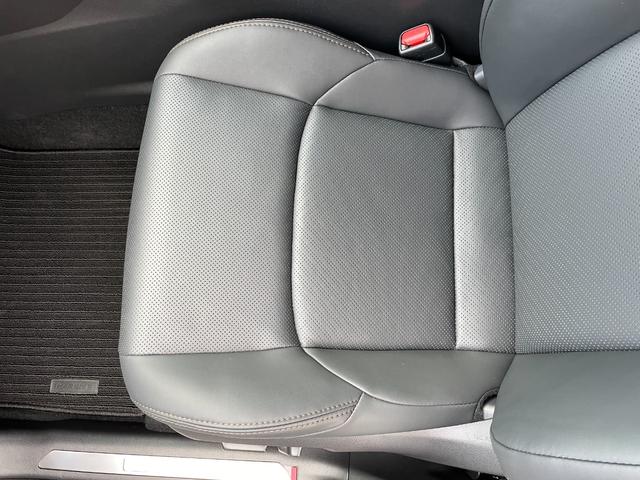 ハリアー Ｚ　レザーパッケージ　純正１２．３型ナビ　プレミアムサウンドＪＢＬ　デジタルインナーミラー　レーダークルコン　シートベンチレーション　バックカメラ　電動リアゲート　パワーシート　ヘッドアップディスプレイ　ＥＴＣ２．０（57枚目）