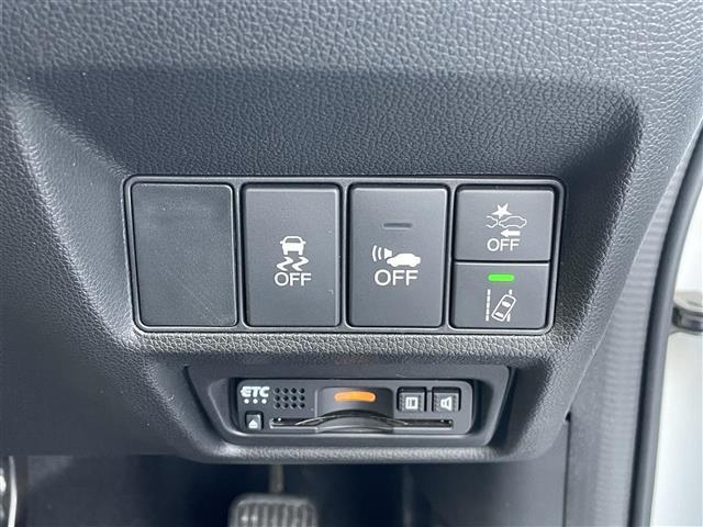 ステップワゴンスパーダ スパーダハイブリッド G・EX ホンダセンシング 純正9型ナビ TV CD/DVD再生 バックモニター ホンダセンシング 前席シートヒーター 追従クルーズ 両側パワースライドドア ハーフレザーシート ETC ドライブレコーダー 純正LEDヘッドライト(23枚目)