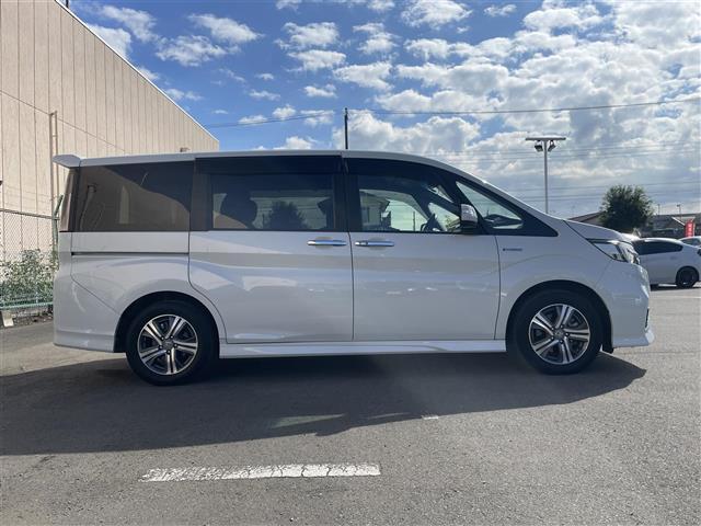 ステップワゴンスパーダ スパーダハイブリッド G・EX ホンダセンシング 純正9型ナビ TV CD/DVD再生 バックモニター ホンダセンシング 前席シートヒーター 追従クルーズ 両側パワースライドドア ハーフレザーシート ETC ドライブレコーダー 純正LEDヘッドライト(34枚目)