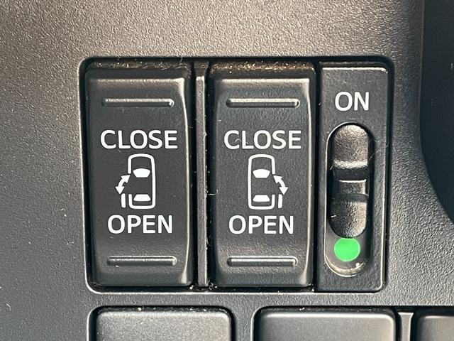 タンク カスタムG OPIIトーンルーフ 社外SDナビフルセグ 両側パワースライドドア 純正LEDヘッドライト コンライト クルーズコントロール シートリフレクター 撥水機能付ブラックファブリックシート スマートエントリ(7枚目)