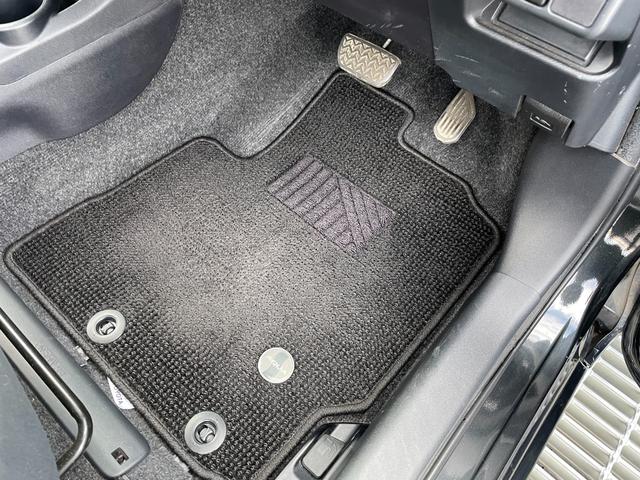 アクア S 純正ナビ TV Bluetooth ドライブレコーダー 車両接近通報装置 ECOモード EVモード ステアリングスイッチ スマートキー エンジンスタートストップスイッチ 純正フロアマット 純正アルミ(40枚目)