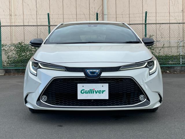 カローラツーリング ハイブリッド　ダブルバイビー　９インチディスプレイオーディオ　バックカメラ　フルセグＴＶ　Ｂｌｕｅｔｏｏｔｈ　ヘッドアップディスプレイ　トヨタセーフティーセンス　　レーントレーシングアシスト　ブラインドスポットモニター　純正マット（18枚目）