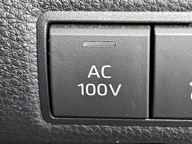 カローラツーリング ハイブリッド　ダブルバイビー　９インチディスプレイオーディオ　バックカメラ　フルセグＴＶ　Ｂｌｕｅｔｏｏｔｈ　ヘッドアップディスプレイ　トヨタセーフティーセンス　　レーントレーシングアシスト　ブラインドスポットモニター　純正マット（30枚目）