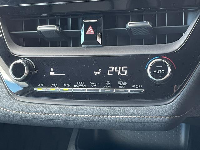 カローラツーリング ハイブリッド　ダブルバイビー　９インチディスプレイオーディオ　バックカメラ　フルセグＴＶ　Ｂｌｕｅｔｏｏｔｈ　ヘッドアップディスプレイ　トヨタセーフティーセンス　　レーントレーシングアシスト　ブラインドスポットモニター　純正マット（33枚目）