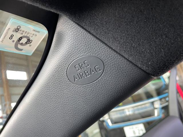 カローラツーリング ハイブリッド　ダブルバイビー　９インチディスプレイオーディオ　バックカメラ　フルセグＴＶ　Ｂｌｕｅｔｏｏｔｈ　ヘッドアップディスプレイ　トヨタセーフティーセンス　　レーントレーシングアシスト　ブラインドスポットモニター　純正マット（40枚目）