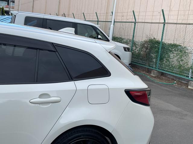 カローラツーリング ハイブリッド　ダブルバイビー　９インチディスプレイオーディオ　バックカメラ　フルセグＴＶ　Ｂｌｕｅｔｏｏｔｈ　ヘッドアップディスプレイ　トヨタセーフティーセンス　　レーントレーシングアシスト　ブラインドスポットモニター　純正マット（71枚目）