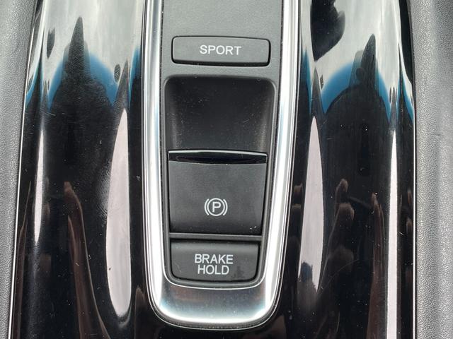 ヴェゼル ハイブリッドZ・ホンダセンシング ホンダセンシング 衝突軽減ブレーキ 誤発進抑制機能 ACC LKAS 先行車発進 運転席助手席シートヒーター ハーフレザーシート ワンオーナー ETC バックカメラ コンフォートビューパッケージ(40枚目)