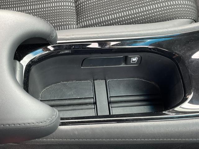 ヴェゼル ハイブリッドZ・ホンダセンシング ホンダセンシング 衝突軽減ブレーキ 誤発進抑制機能 ACC LKAS 先行車発進 運転席助手席シートヒーター ハーフレザーシート ワンオーナー ETC バックカメラ コンフォートビューパッケージ(41枚目)