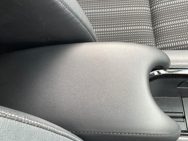 ヴェゼル ハイブリッドZ・ホンダセンシング ホンダセンシング 衝突軽減ブレーキ 誤発進抑制機能 ACC LKAS 先行車発進 運転席助手席シートヒーター ハーフレザーシート ワンオーナー ETC バックカメラ コンフォートビューパッケージ(42枚目)