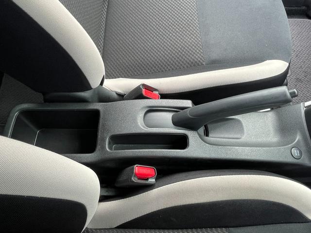 ノート ｅ－パワー　Ｘ　デジタルインナーミラー　ＥＴＣ　スペアキー　オートエアコン　ＣＤ　ＡＢＳ　横滑り防止装置　コーナーセンサー　レーンアシスト　盗難防止装置　オートライト　衝突被害軽減システム　保証書　取扱説明書　記録簿（30枚目）