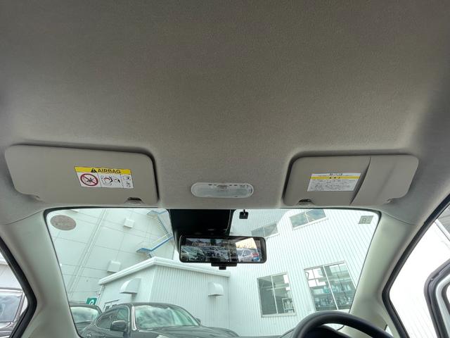 ノート ｅ－パワー　Ｘ　デジタルインナーミラー　ＥＴＣ　スペアキー　オートエアコン　ＣＤ　ＡＢＳ　横滑り防止装置　コーナーセンサー　レーンアシスト　盗難防止装置　オートライト　衝突被害軽減システム　保証書　取扱説明書　記録簿（31枚目）