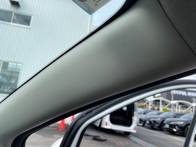 ノート ｅ－パワー　Ｘ　デジタルインナーミラー　ＥＴＣ　スペアキー　オートエアコン　ＣＤ　ＡＢＳ　横滑り防止装置　コーナーセンサー　レーンアシスト　盗難防止装置　オートライト　衝突被害軽減システム　保証書　取扱説明書　記録簿（33枚目）