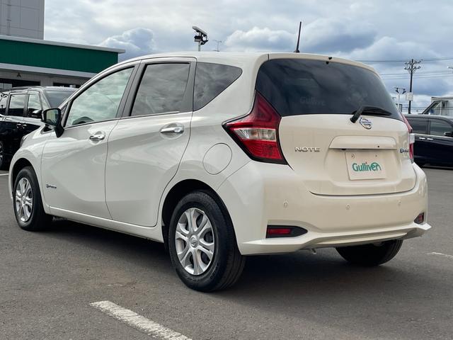 ノート ｅ－パワー　Ｘ　デジタルインナーミラー　ＥＴＣ　スペアキー　オートエアコン　ＣＤ　ＡＢＳ　横滑り防止装置　コーナーセンサー　レーンアシスト　盗難防止装置　オートライト　衝突被害軽減システム　保証書　取扱説明書　記録簿（61枚目）