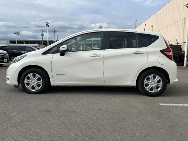 ノート ｅ－パワー　Ｘ　デジタルインナーミラー　ＥＴＣ　スペアキー　オートエアコン　ＣＤ　ＡＢＳ　横滑り防止装置　コーナーセンサー　レーンアシスト　盗難防止装置　オートライト　衝突被害軽減システム　保証書　取扱説明書　記録簿（62枚目）