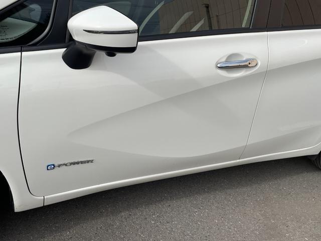 ノート ｅ－パワー　Ｘ　デジタルインナーミラー　ＥＴＣ　スペアキー　オートエアコン　ＣＤ　ＡＢＳ　横滑り防止装置　コーナーセンサー　レーンアシスト　盗難防止装置　オートライト　衝突被害軽減システム　保証書　取扱説明書　記録簿（65枚目）