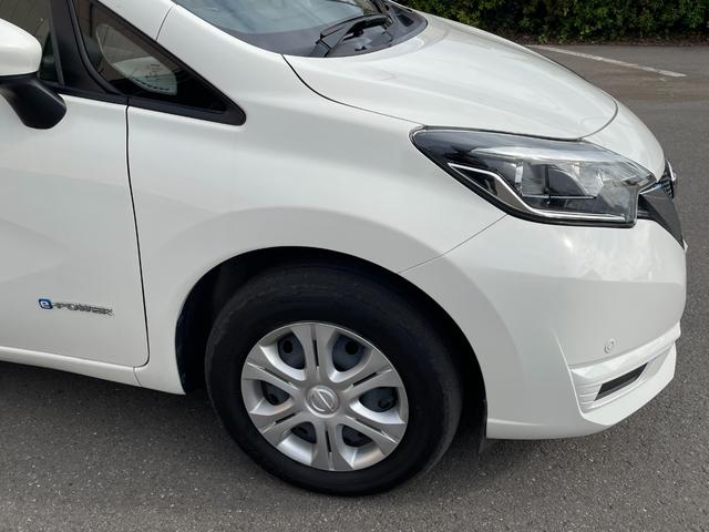 ノート ｅ－パワー　Ｘ　デジタルインナーミラー　ＥＴＣ　スペアキー　オートエアコン　ＣＤ　ＡＢＳ　横滑り防止装置　コーナーセンサー　レーンアシスト　盗難防止装置　オートライト　衝突被害軽減システム　保証書　取扱説明書　記録簿（69枚目）