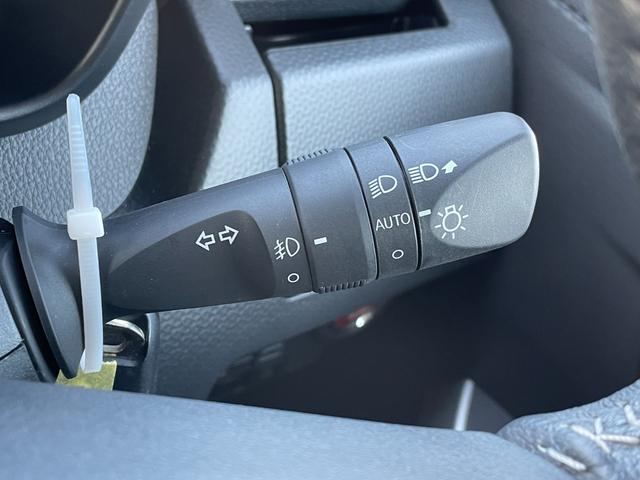 トール カスタムG 純正メモリナビ CD/DVD/Bluetooth/フルセグ 衝突軽減ブレーキ 前後コーナーセンサー 全周囲カメラ 両側パワースライドドア レーダークルーズコントロール 運転席/助手席シートヒーター(28枚目)