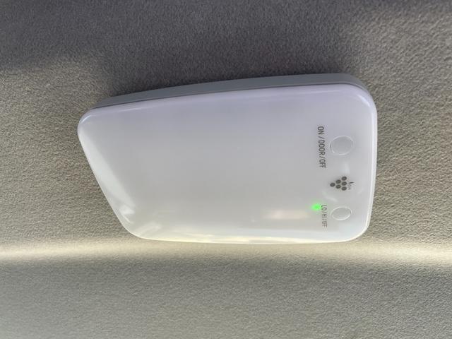 トール カスタムG ターボ SAIII ALPINEナビ 全周囲カメラ 両側電動スライドドア フルセグTV クルーズコントロール ETC 前方ドライブレコーダー 衝突軽減ブレーキ 純正ゴムマット 前後コーナーセンサー 純正サイドバイザー(22枚目)