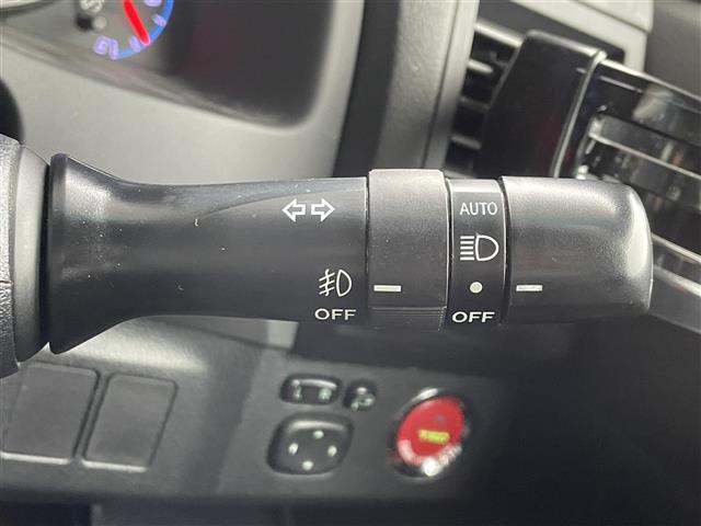 気になる車はすぐにお問い合わせください！画面右側の００６６から始まる無料ダイヤルからお問い合わせ下さい！専門スタッフがお車のご質問にお答えいたします！