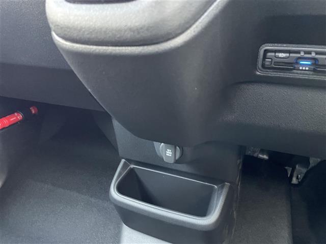 N-BOXカスタム ベースグレード 純正ナビ バックモニター 衝突軽減ブレーキ 路外逸脱抑制機能 パーキングセンサー レーダークルーズ シートヒーター 片側電動スライドドア ETC ステアリングスイッチ ECONモード スマートキー(26枚目)