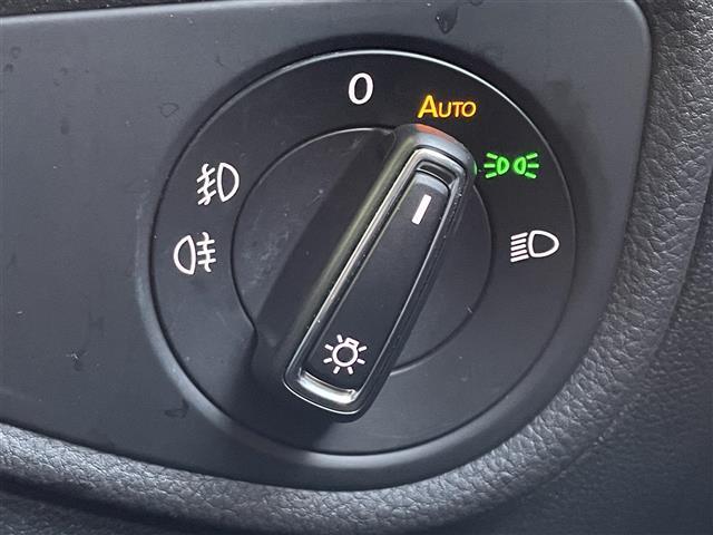 ゴルフトゥーラン TSI ハイライン 純正ナビ バックカメラ クルーズコントロール 前後ドライブレコーダー MTモード付AT ETC レーンアシスト フロントアシスト 歩行者モニタリング アイドリングストップ シートヒーター USB(31枚目)