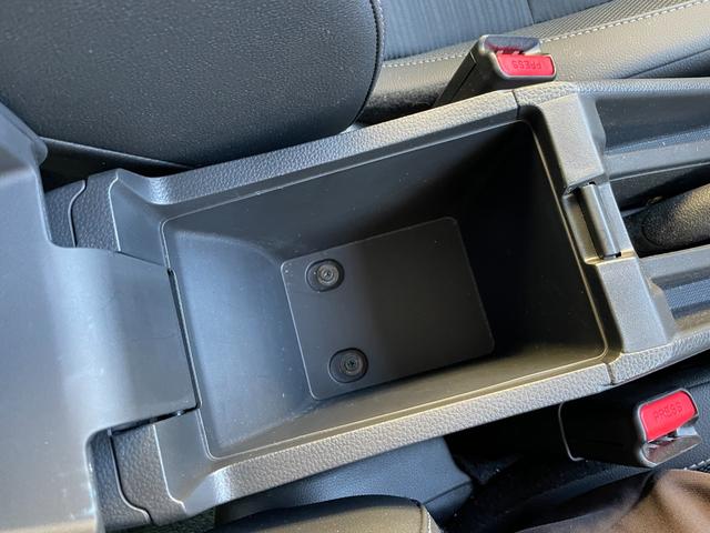 �y���z�K���o�[����X�́u�g�C�U��X�E�x�r�[�U��X����v�̂����ׂ�B�u�W���C�t���z���_����X����v�̓��H�����񂾖ڂ̑O�ł��I�݂Ȃ��܂̂��ԑI�т̂���`���������Ă��������I