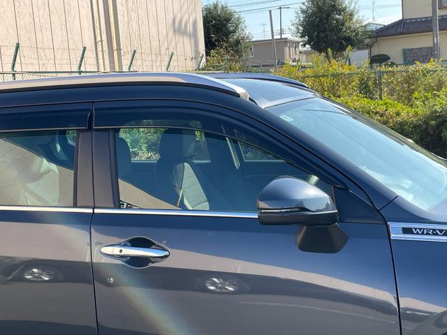 �y���z�K���o�[����X�́u�g�C�U��X�E�x�r�[�U��X����v�̂����ׂ�B�u�W���C�t���z���_����X����v�̓��H�����񂾖ڂ̑O�ł��I�݂Ȃ��܂̂��ԑI�т̂���`���������Ă��������I