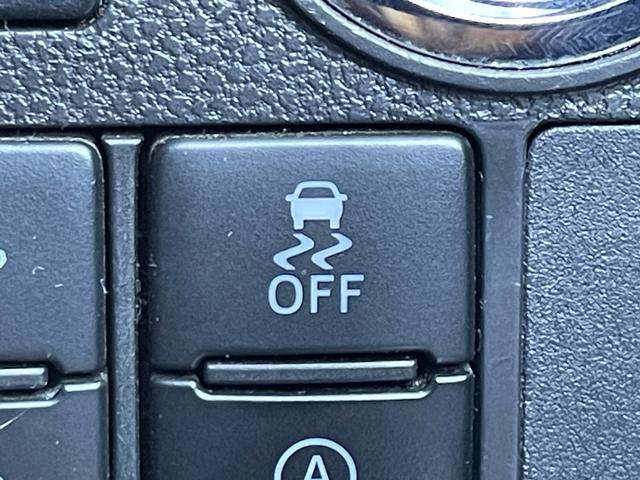 タント カスタムＲＳ　トップエディションＳＡＩＩＩ　社外ナビ　バックカメラ　Ｂｌｕｅｔｏｏｔｈ　フルセグＴＶ　両側電動スライドドア　運転席シートヒーター　衝突軽減装置　ＥＴＣ　純正フロアマット　純正サイドバイザー　フォグライト　前後ドライブレコーダー（11枚目）