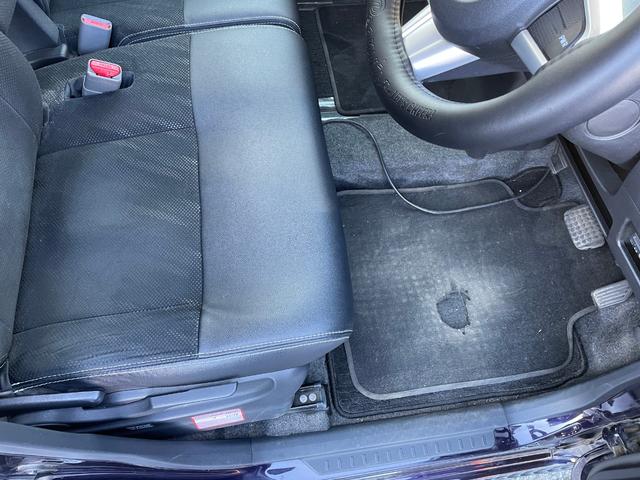 タント カスタムＲＳ　トップエディションＳＡＩＩＩ　社外ナビ　バックカメラ　Ｂｌｕｅｔｏｏｔｈ　フルセグＴＶ　両側電動スライドドア　運転席シートヒーター　衝突軽減装置　ＥＴＣ　純正フロアマット　純正サイドバイザー　フォグライト　前後ドライブレコーダー（39枚目）