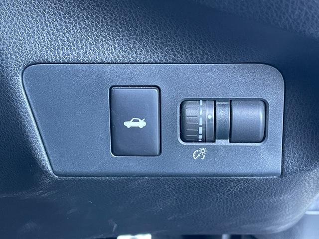 ８６ ＧＴリミテッド　純正ナビ　バックカメラ　Ｂｌｕｅｔｏｏｔｈ　フルセグＴＶ　純正アルミホイール　シートヒーター　フロアマット　ハーフレザーシート　ＡＢＳ　横滑り防止装置　レーンアシスト　盗難防止装置　オートライト（25枚目）