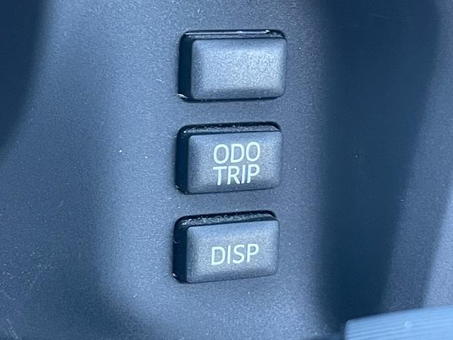 ８６ ＧＴリミテッド　純正ナビ　バックカメラ　Ｂｌｕｅｔｏｏｔｈ　フルセグＴＶ　純正アルミホイール　シートヒーター　フロアマット　ハーフレザーシート　ＡＢＳ　横滑り防止装置　レーンアシスト　盗難防止装置　オートライト（27枚目）