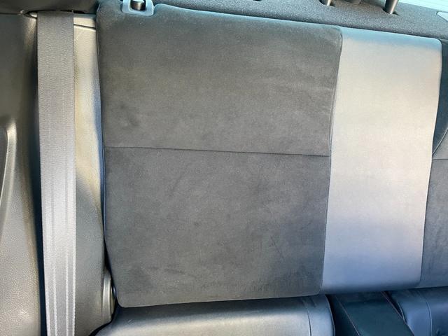 ８６ ＧＴリミテッド　純正ナビ　バックカメラ　Ｂｌｕｅｔｏｏｔｈ　フルセグＴＶ　純正アルミホイール　シートヒーター　フロアマット　ハーフレザーシート　ＡＢＳ　横滑り防止装置　レーンアシスト　盗難防止装置　オートライト（40枚目）